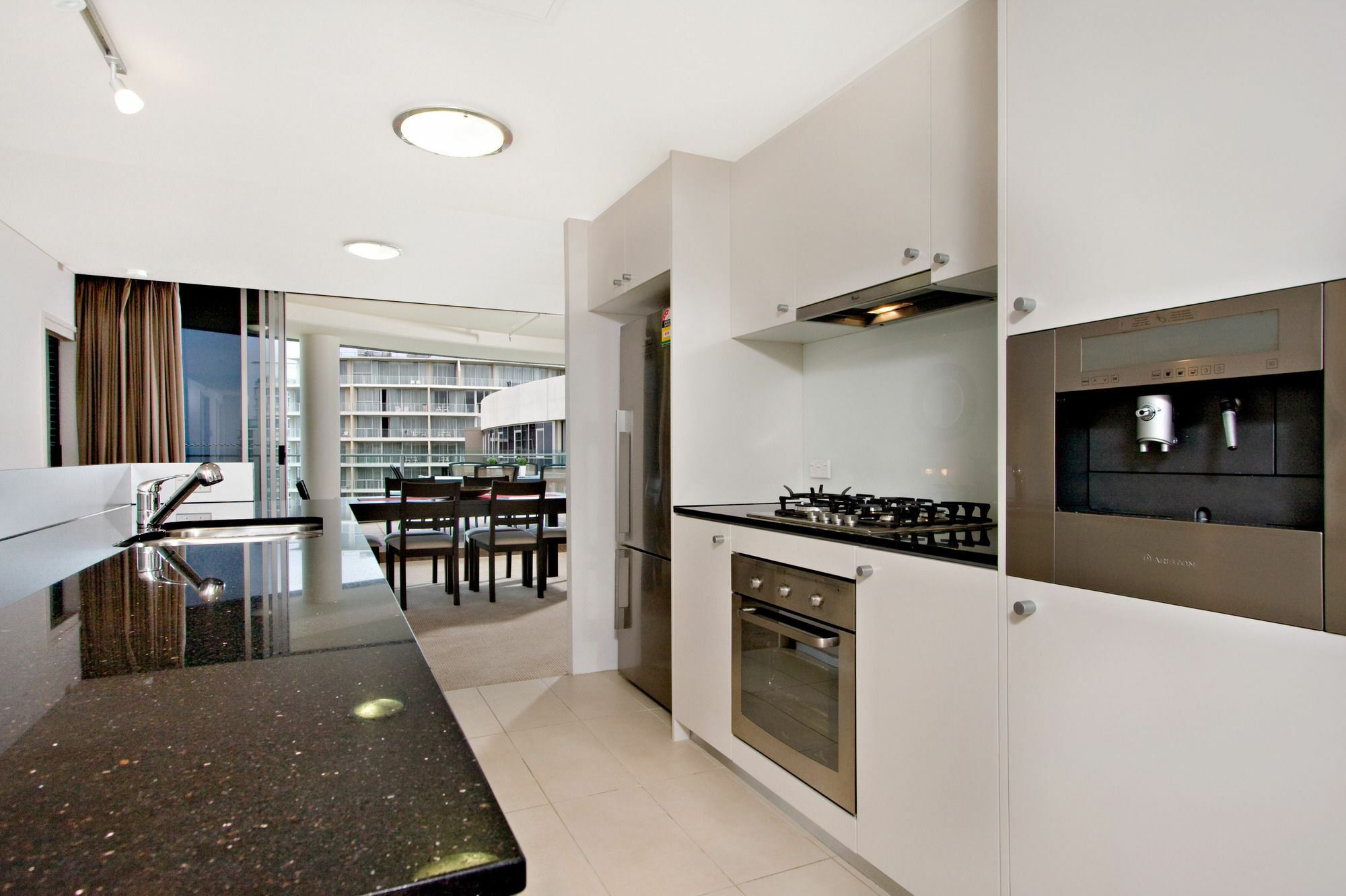 Tweed Ultima Apartments Твид-Хедс Экстерьер фото